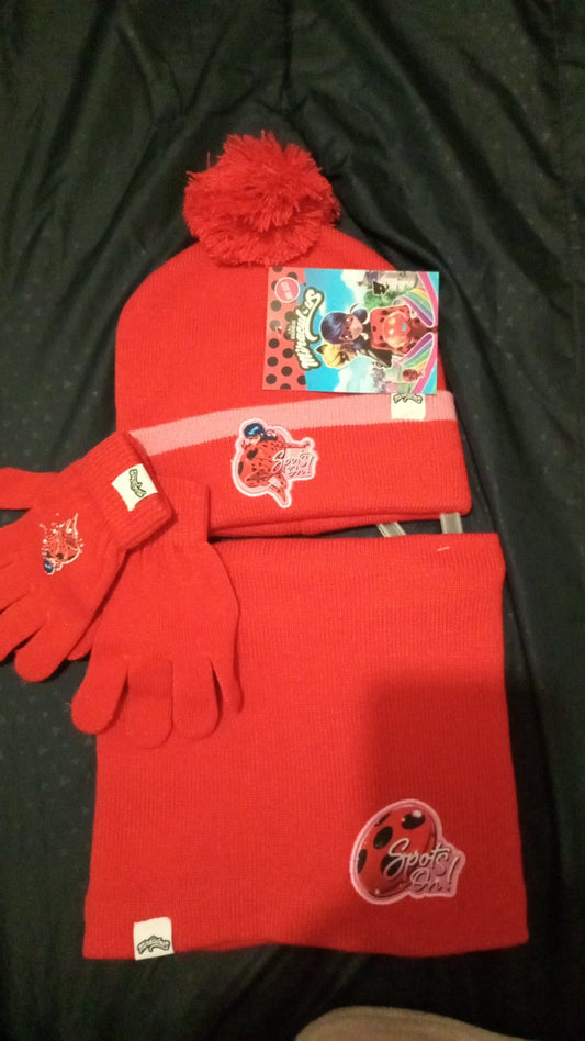 bonnet gants et tour de cou ladybug